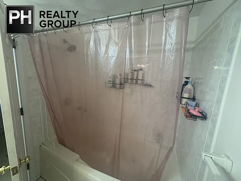 87 Pleasant St #1A — Photo 25