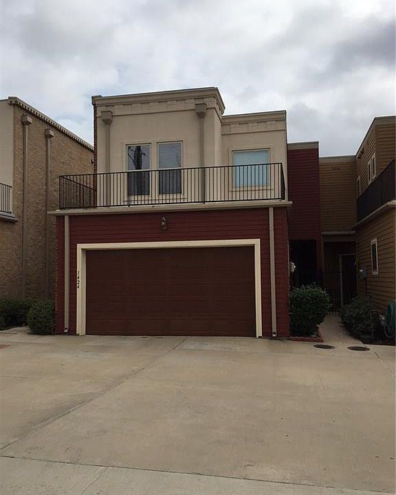 1st image of 1424 Clarinet Ln
