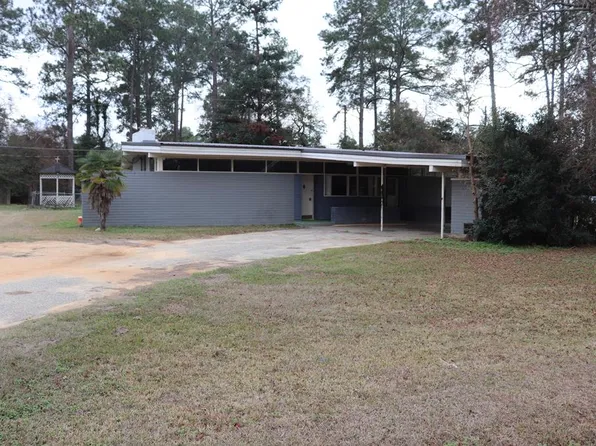 912 Rose Ln, Cordele, GA 31015