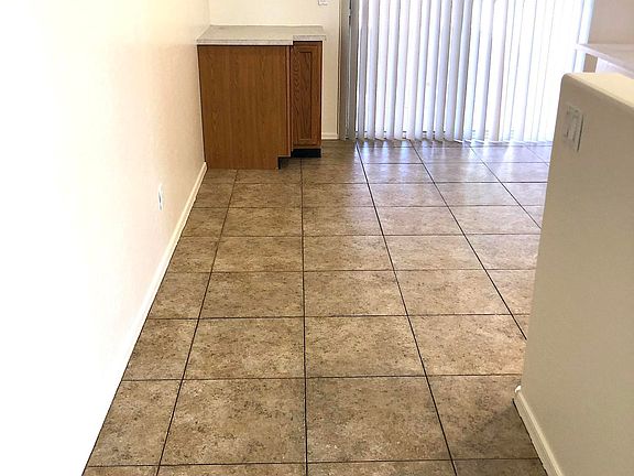 2nd image of 12618 W Myer Ln