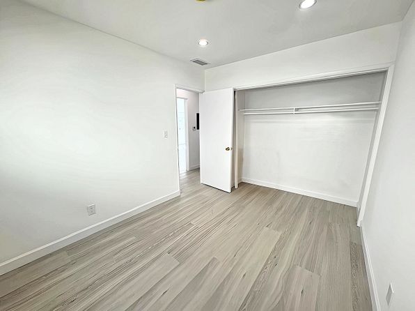 18139 Roscoe Blvd APT 1