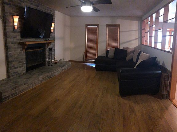 3rd image of 21 Faircrest Dr