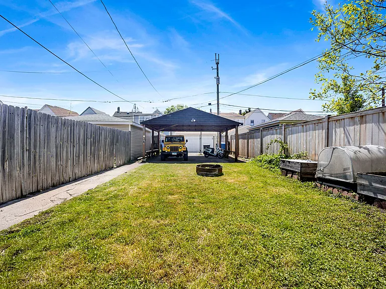 3721 W Shakespeare Ave — Photo 35