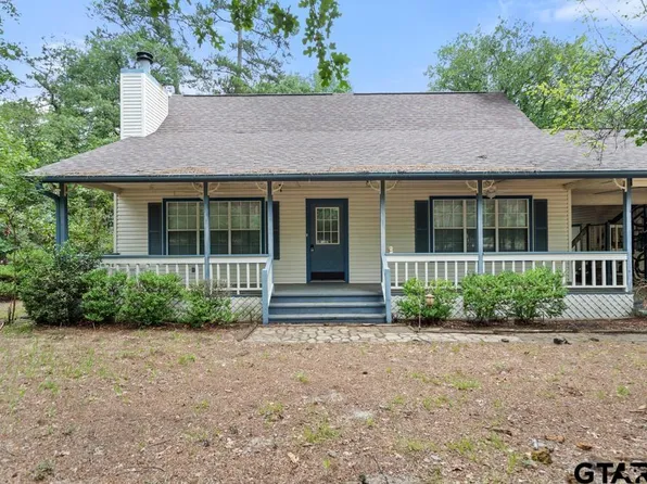 435 Wildwood Trl, Holly Lake Ranch, TX 75765