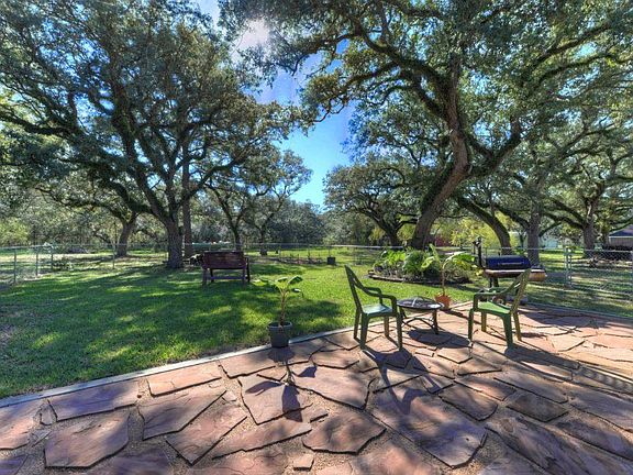 5th image of 282 Live Oak Dr