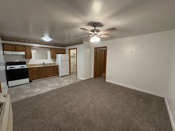 4th image of 401 S 4th St #3