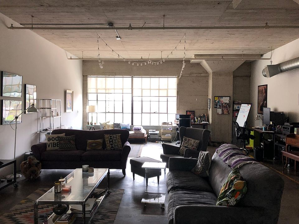 1st image of 1855 Industrial St APT 306