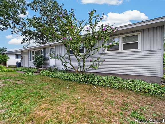5th image of 1501 Greenwich Rd