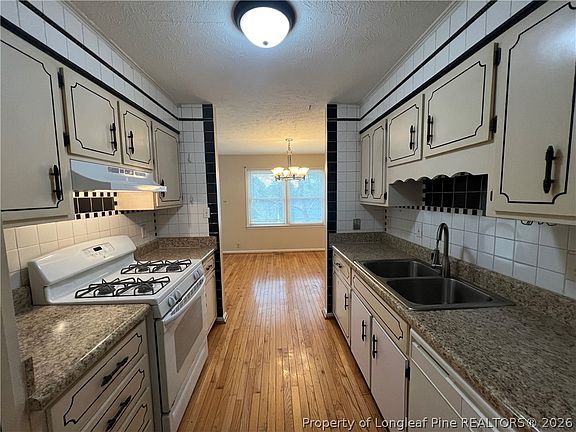 4th image of 5214 Rockingham Rd