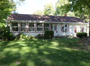 33977 Roberts Rd, Eastlake, OH 44095