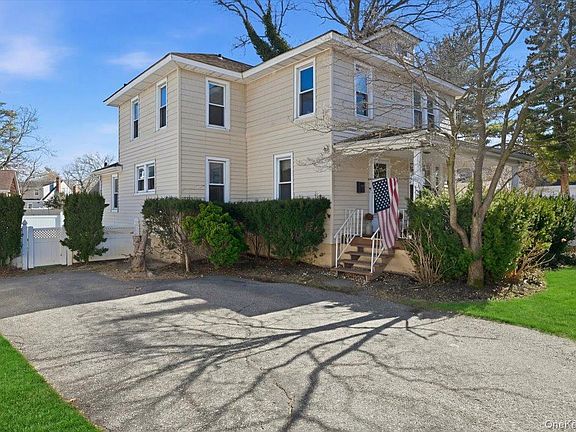 2nd image of 1165 Meadowbrook Road