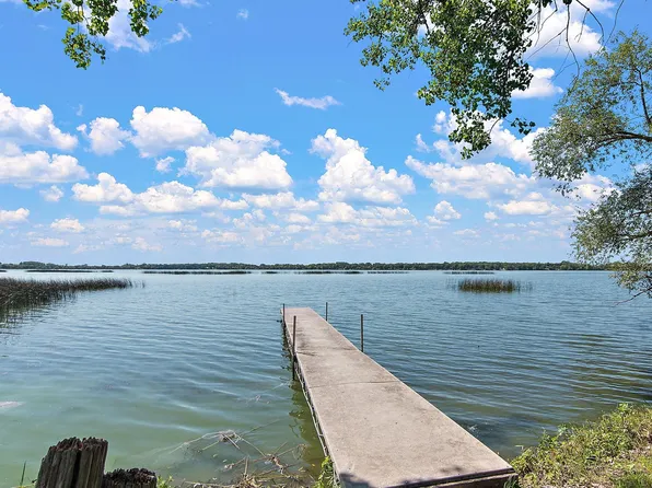 700 W Pleasure Dr, Litchfield, MN 55355