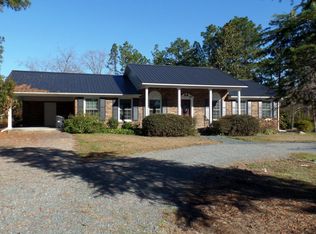9 Pine Crescent Dr, Whispering Pines, NC 28327
