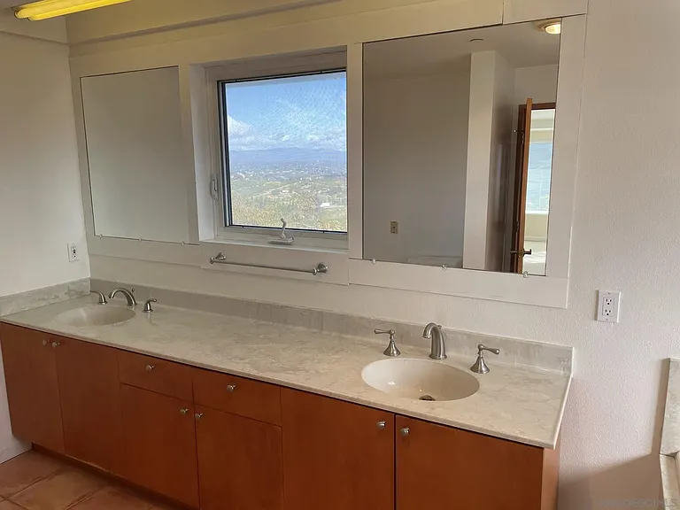 31598 Afton Farms Ln — Photo 30