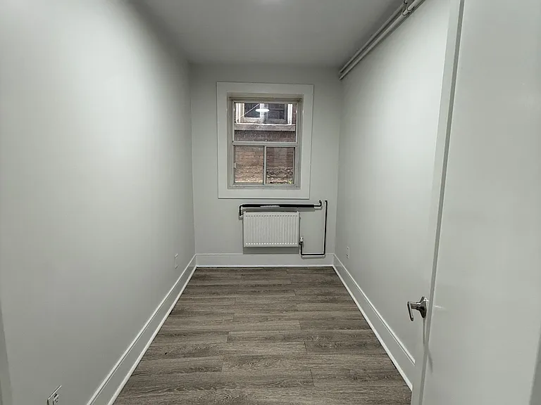 915 Saint Clair Ave W #2 — Photo 7