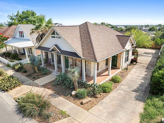 4th image of 2277 Gruene Lake Dr