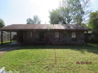 9505 Southboro Dr, Little Rock, AR 72209