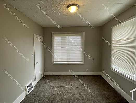 4th image of 7631 Ironwood Ave #2N