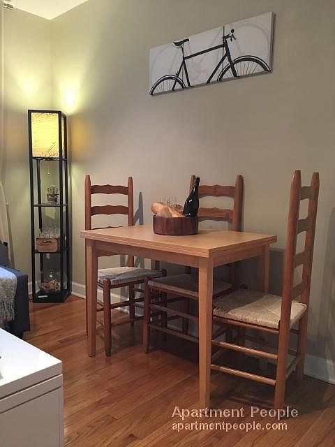 1st image of 2642 W Foster Ave APT 204W