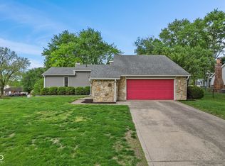 5974 Oak Hill West Dr, Plainfield, IN 46168