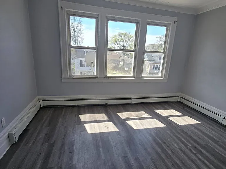 267 Goldsmith Ave #3 — Photo 5