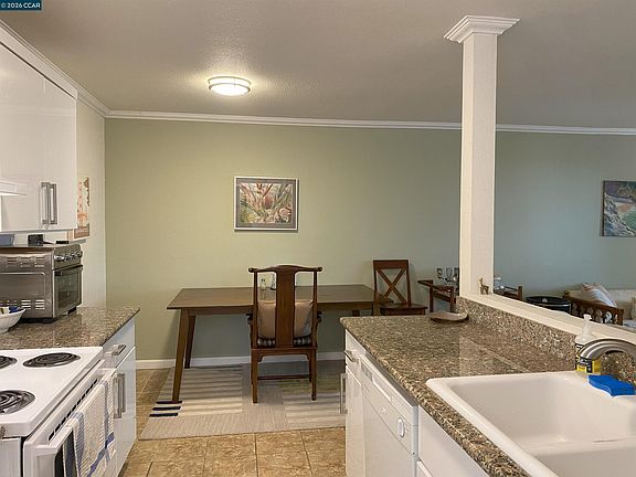 5th image of 155 Pearl St APT 104