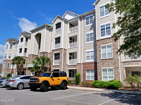 200 Gateway Condos Drive #210, Surf City, NC 28445