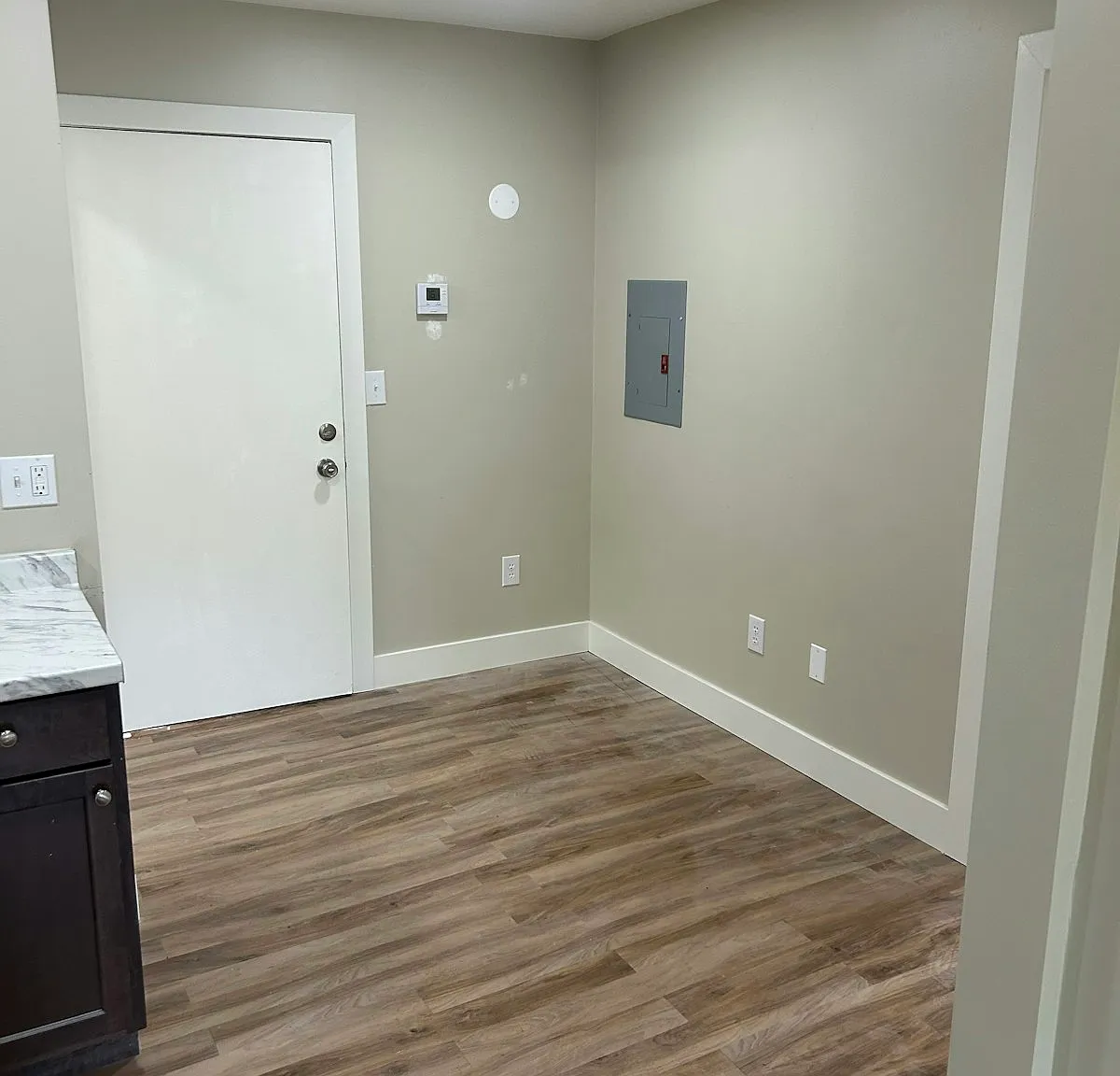 210 South Eaton Street, Unit 8 — Photo 4