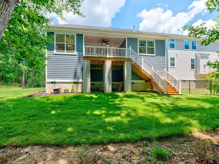 300 Sunnycrest Ln — Photo 40