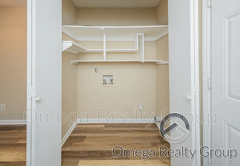 Lakeridge Apartments — Photo 33