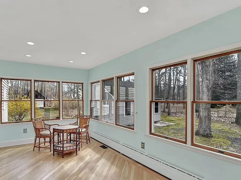 245 Perrineville Rd — Photo 11