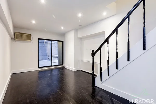 Rented by Mirador Real Estate | media 19