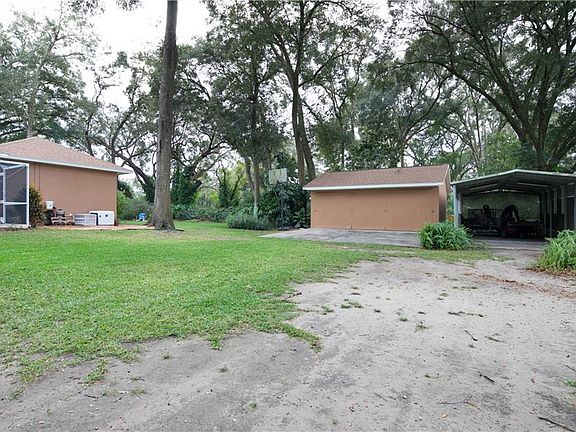 4th image of 3620 Bloomingdale Ave
