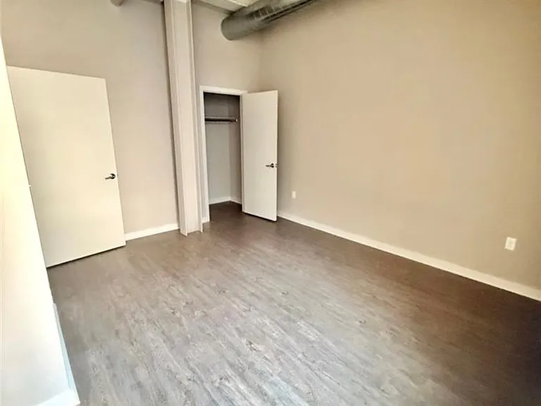 124 W Union Blvd #103 — Photo 6
