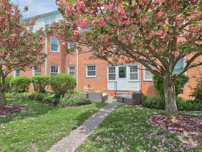 56 Putnam Park, Greenwich, CT, 06830