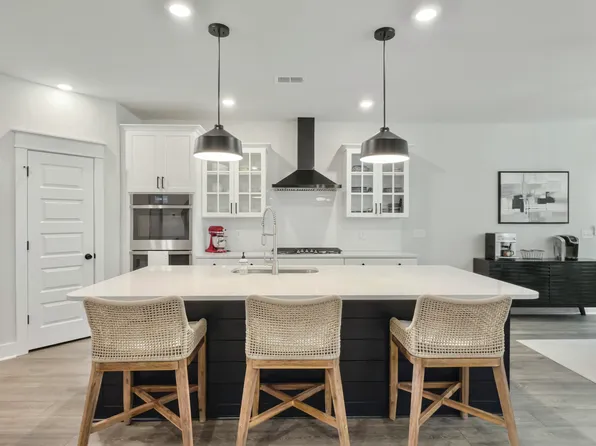 2322 Lenwick Hall Ln, Johns Island, SC 29455