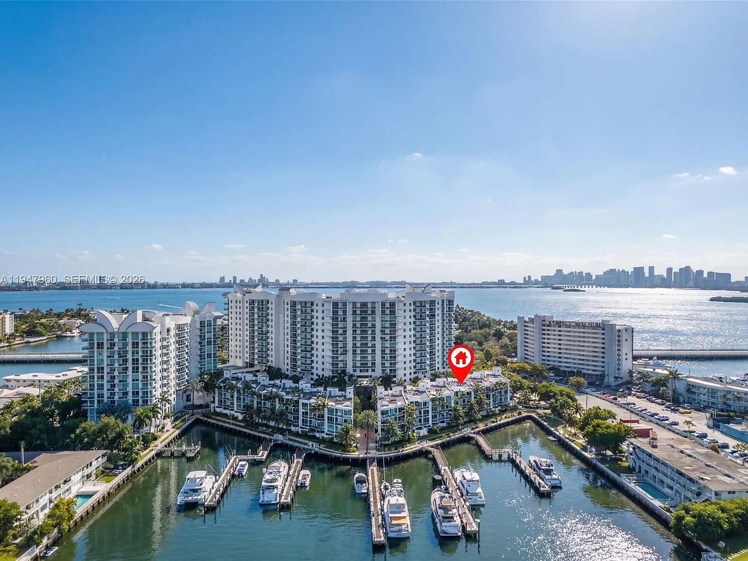 360 Condo C — Photo 2