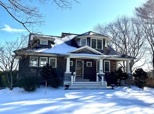 79 Agamenticus Ave, Cape Neddick, ME 03902