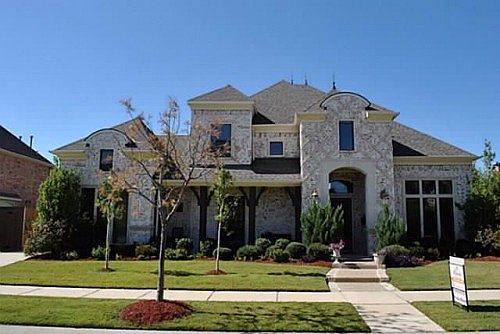 1st image of 2605 Avalon Dr