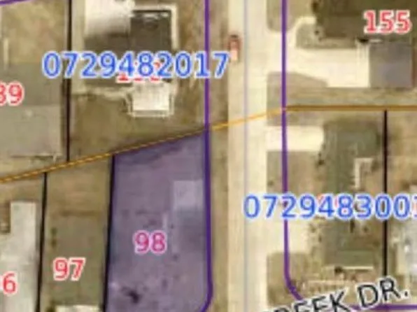 628 Mallard Creek Dr, Arnolds Park, IA 51331