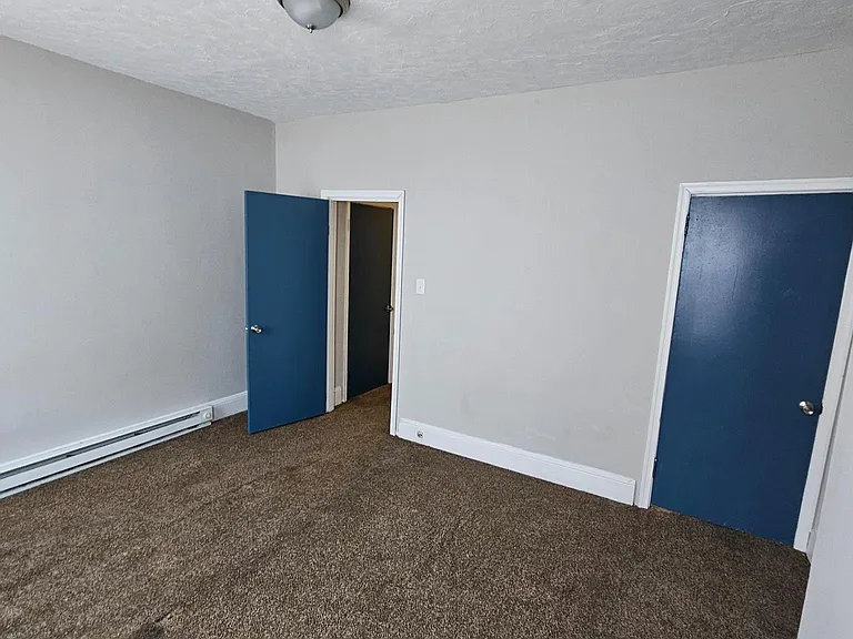 3046 Clifford St — Photo 42