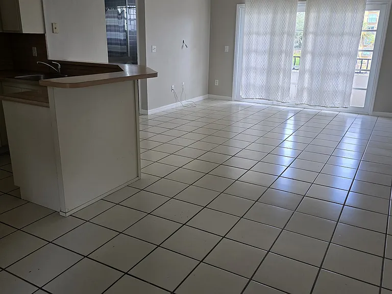 15 Phoenetia Ave — Photo 6
