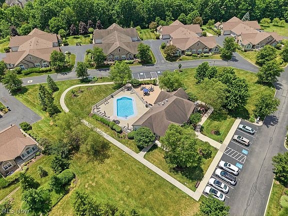 4th image of 870 Tara Dr