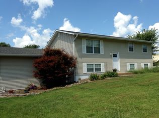 7130 Rosemary Ln, Cedar Hill, MO 63016