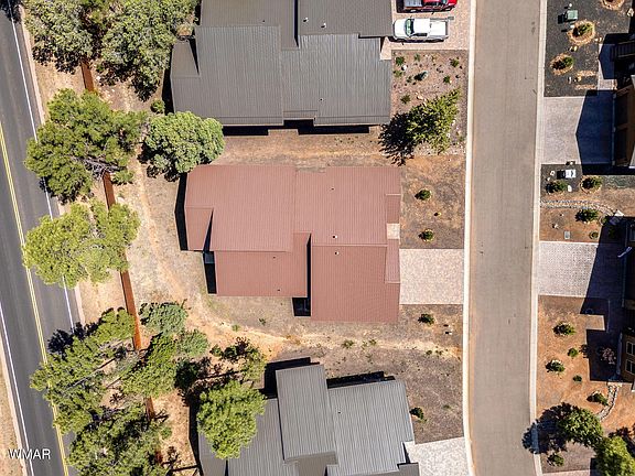 4th image of 3161 N Eagles Creek Dr