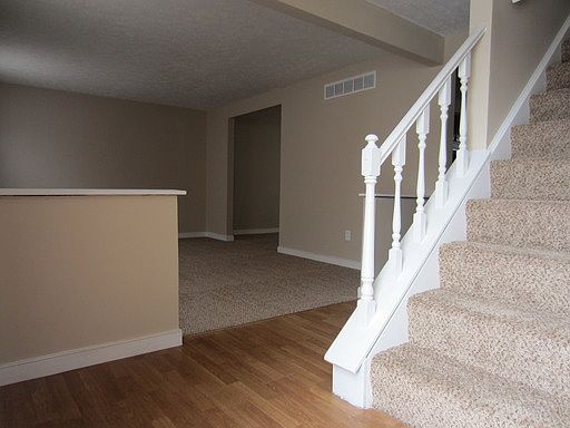 2nd image of 2635 N Sheffield Dr