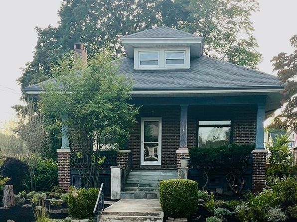 28 N Church St