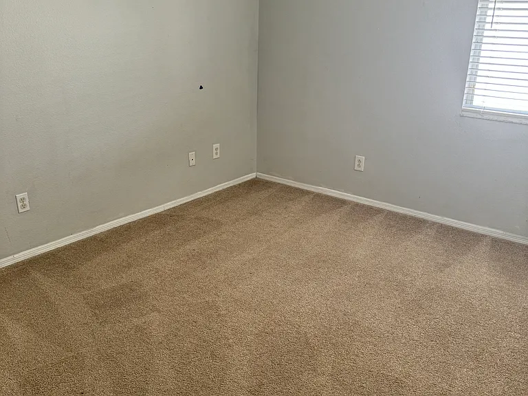 8404 Fenwick Ave — Photo 21
