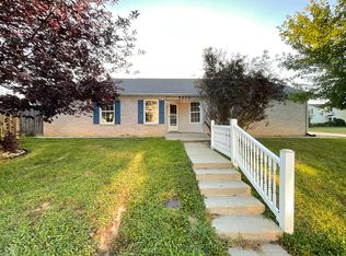 5210 Sandy Forge Dr, Indianapolis, IN 46221