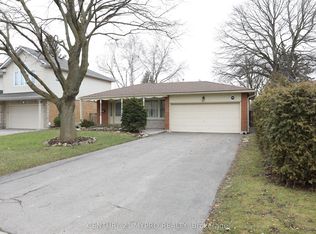 9 Tuscay Ct, Markham, ON L3R 1V2